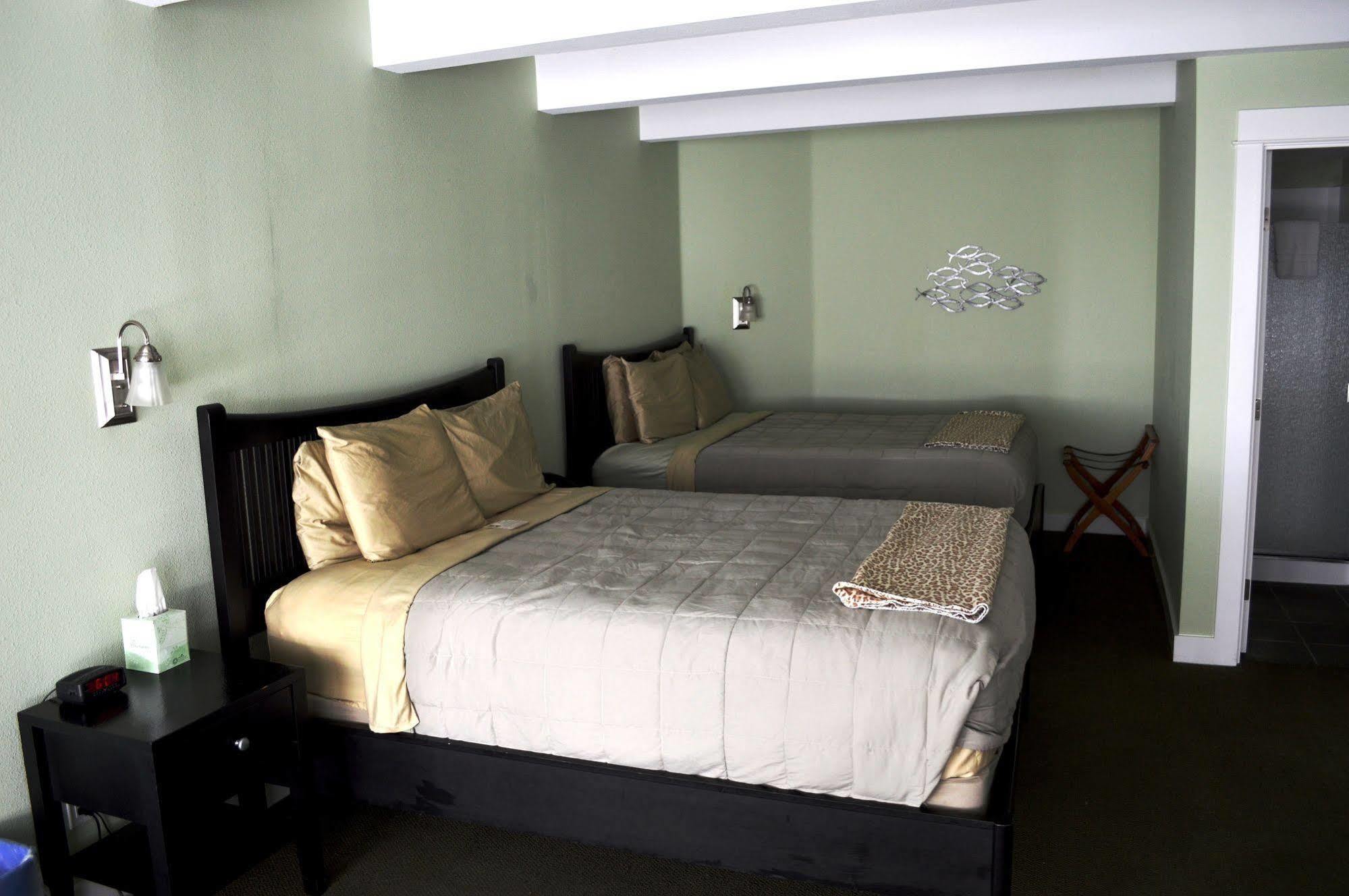 Beachfront Manor Hotel Lincoln City Esterno foto